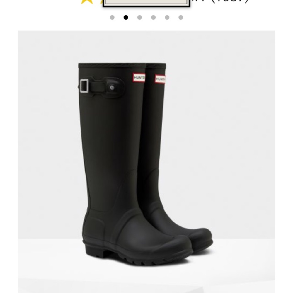 Black Hunter Boots and two pairs of socks